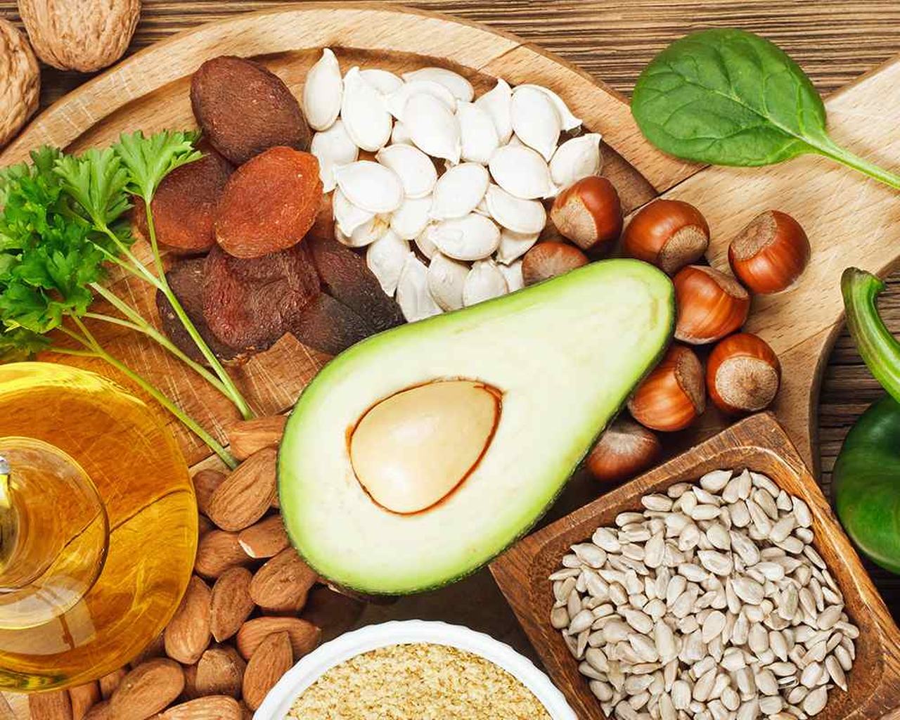 Saçlarınızı Besleyen ve Güçlendiren En İyi Vitamin ve Mineraller